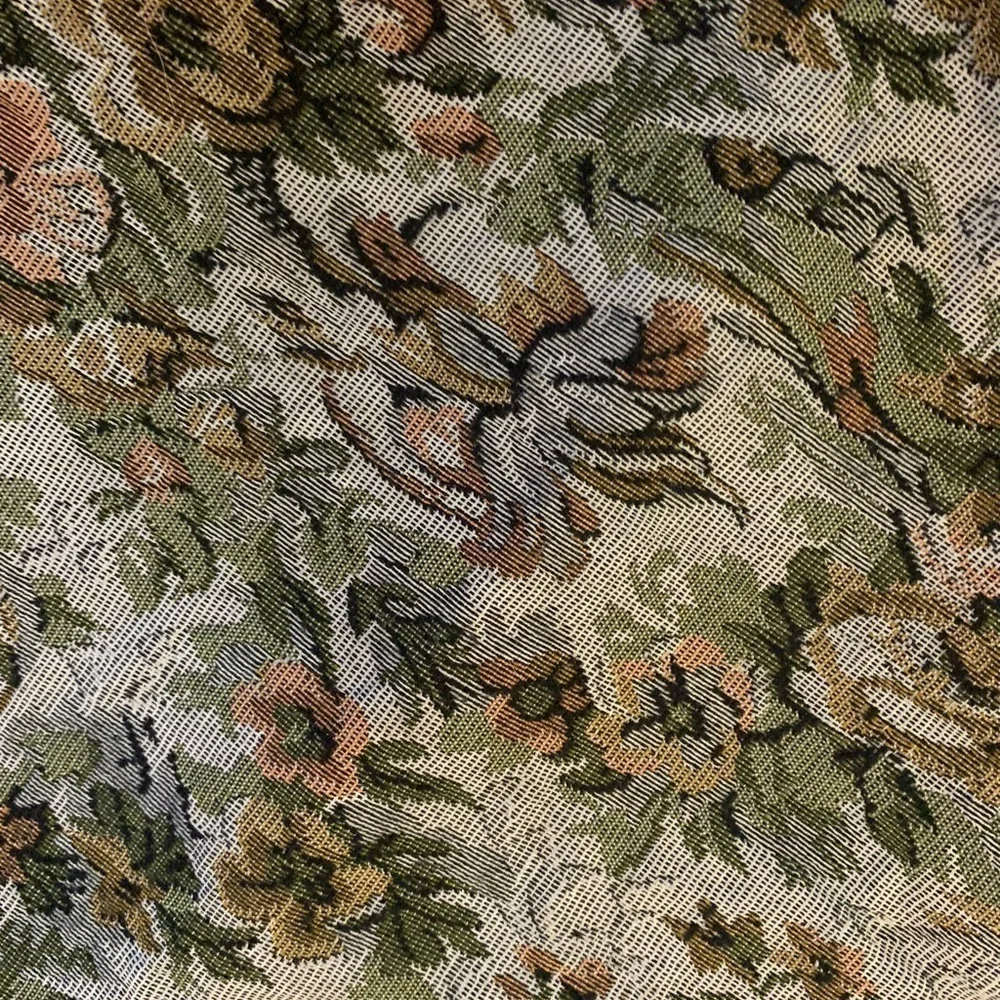 Vintage American Flayer Tapestry Handing Garment Dress Travel Luggage Bag Floral